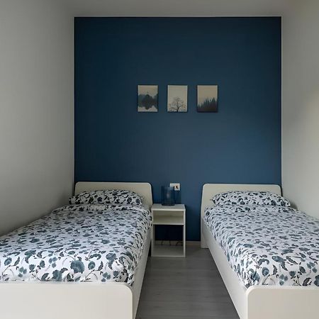 Happy Guest Apartments - Blue Apartment Riva di Solto Esterno foto