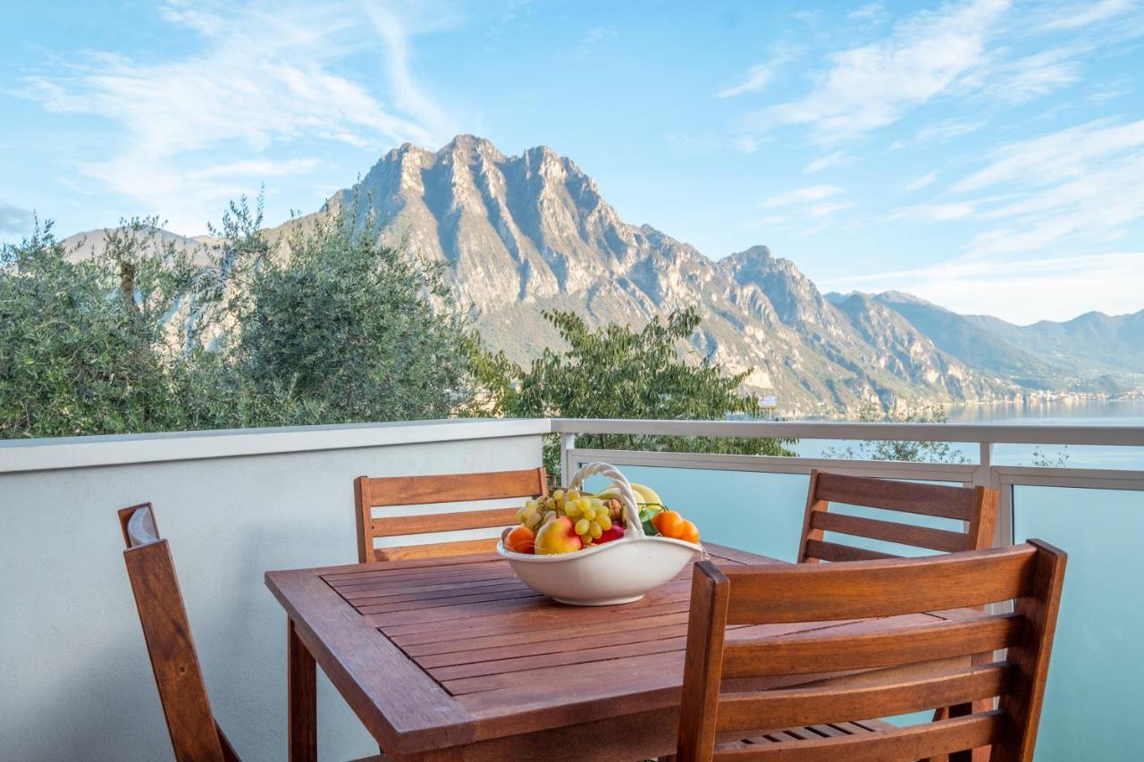 Happy Guest Apartments - Blue Apartment Riva di Solto Esterno foto